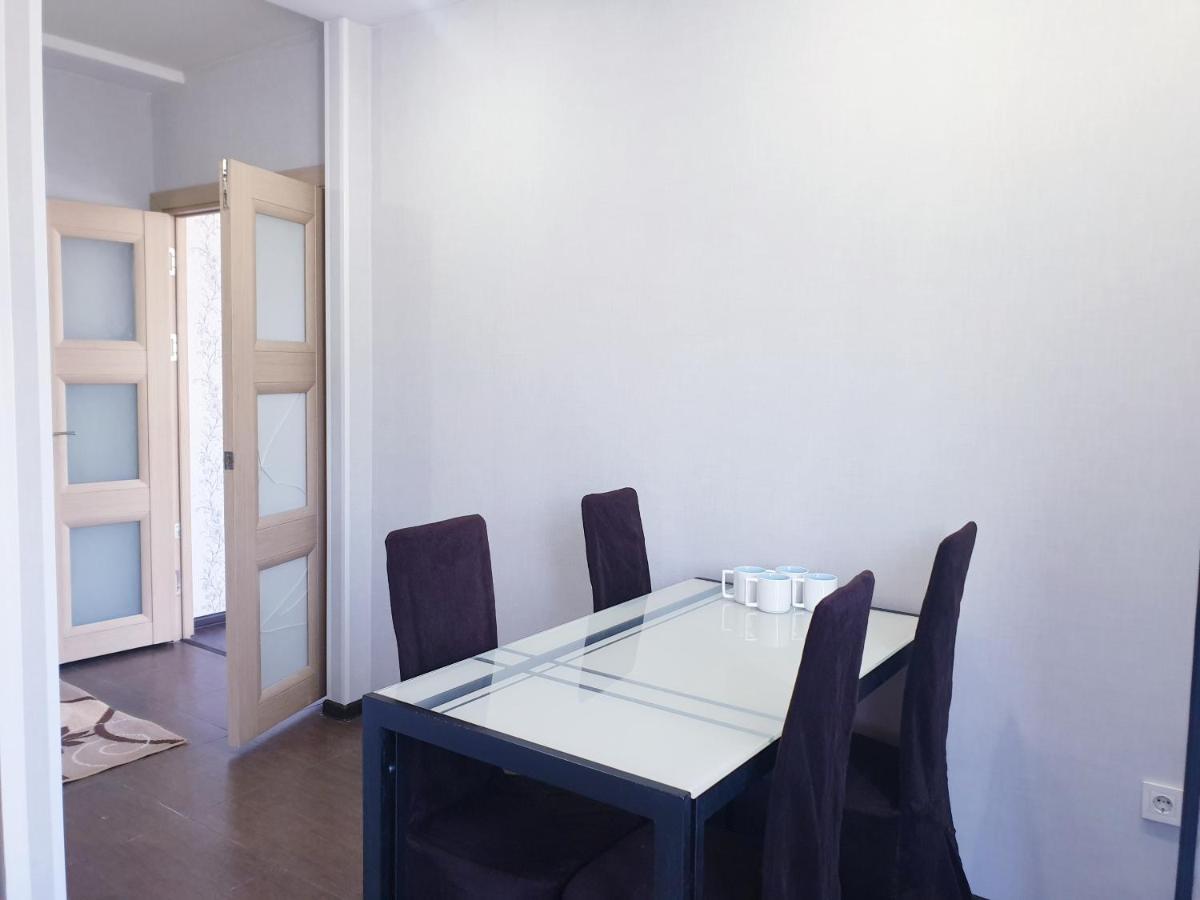 Apartments Paritet Bisjkek Buitenkant foto